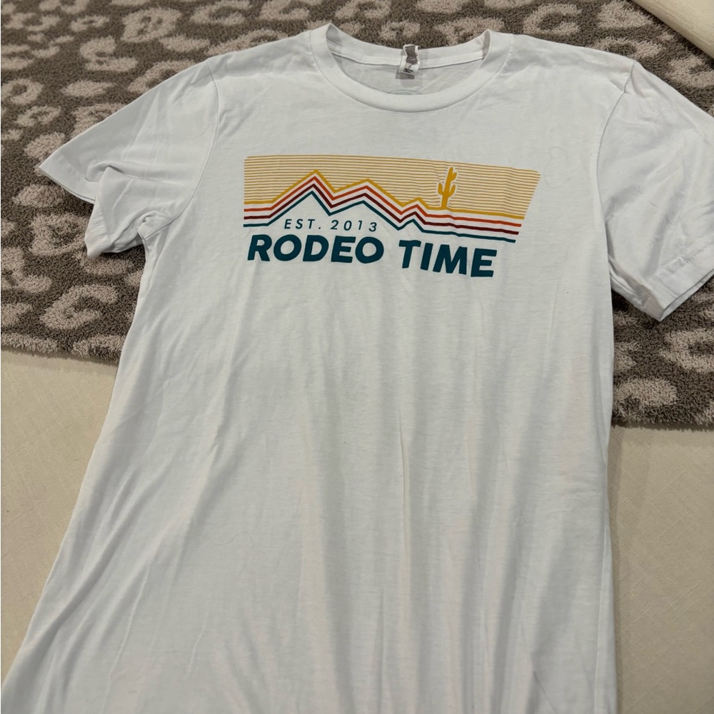 GAP White Short Sleeve Tee with Vintage Rodeo Graphic